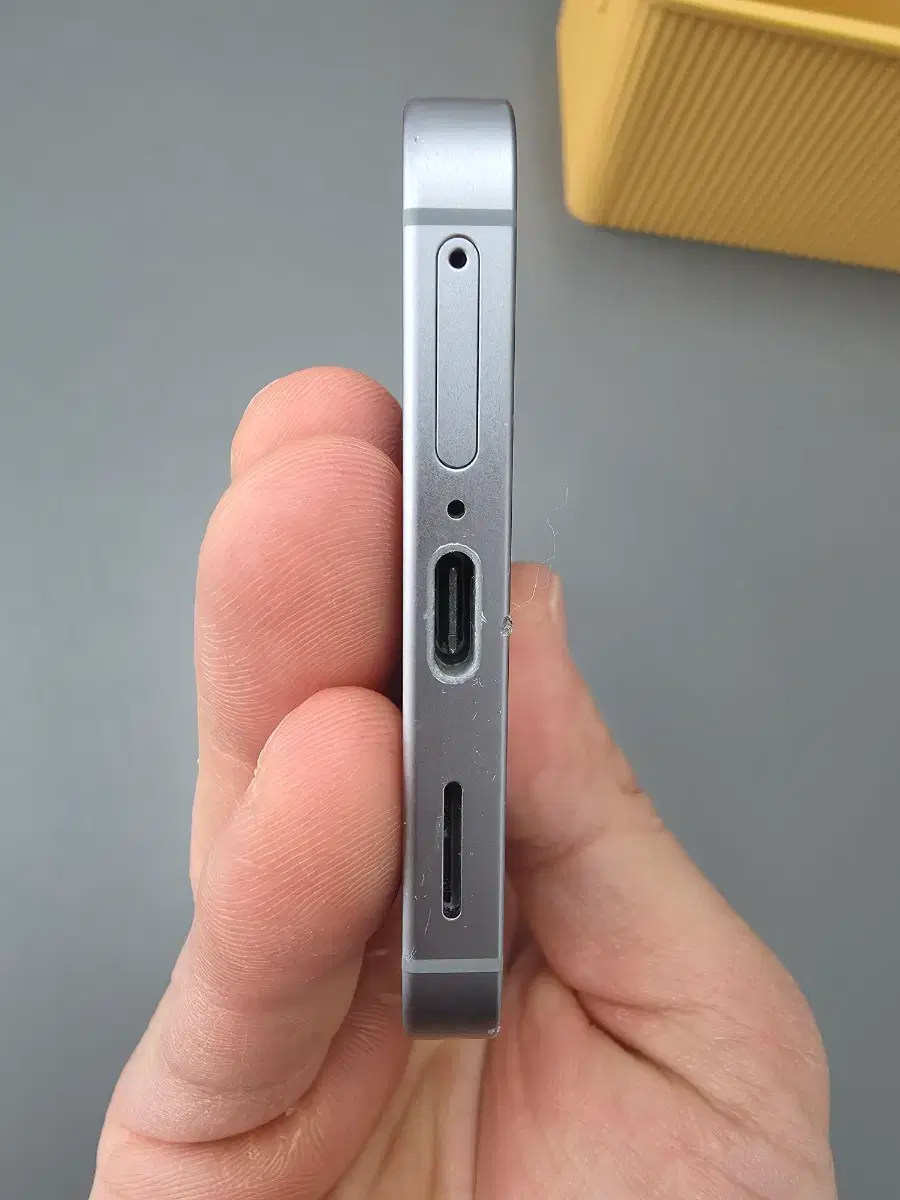 thumbnail-4